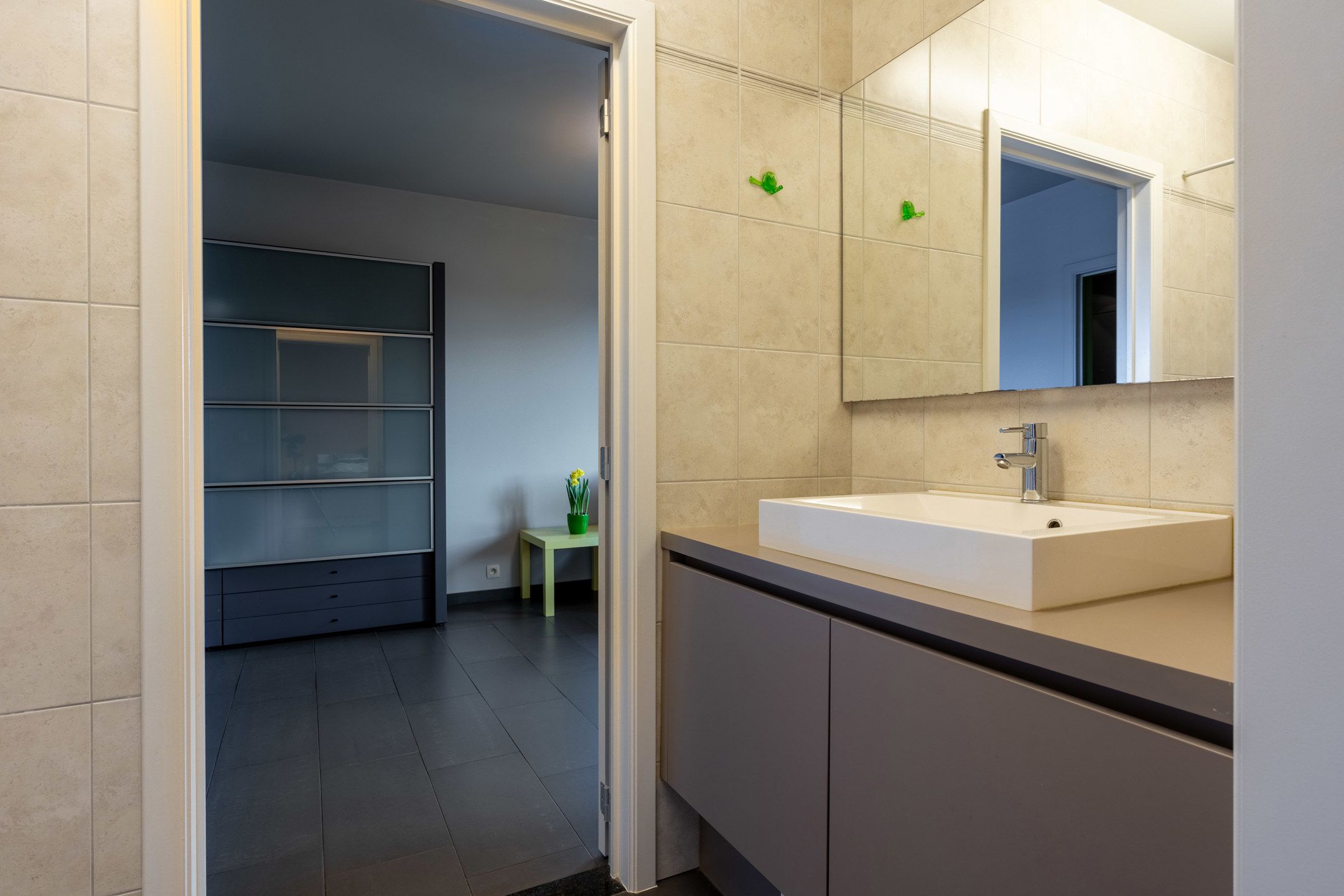 Luxe dakappartement met ruim terras en dubbele garagebox. foto 17