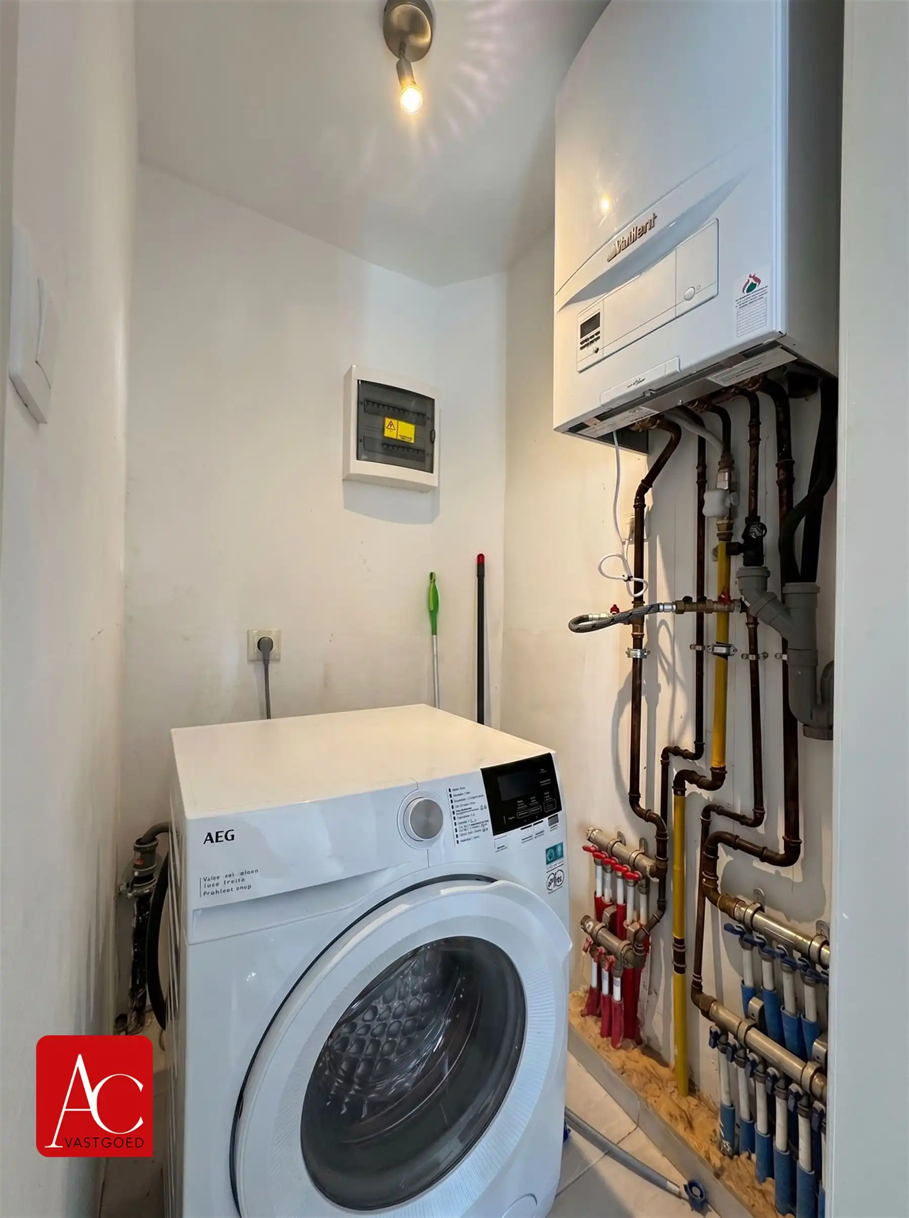 Gelijkvloers appartement met garage en 2 slaapkamers foto 10