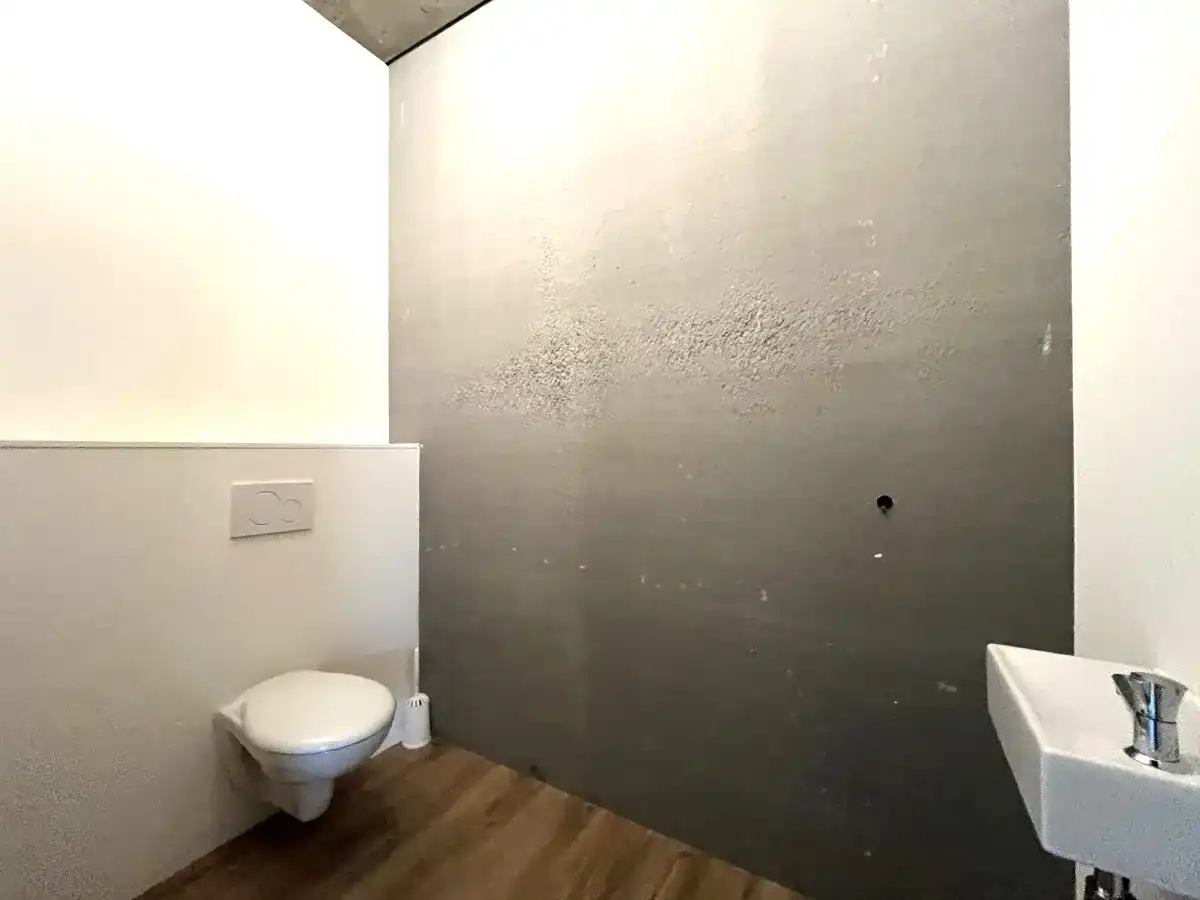 Lendelede – Handelspand van 254 m² met zonnepanelen foto 9
