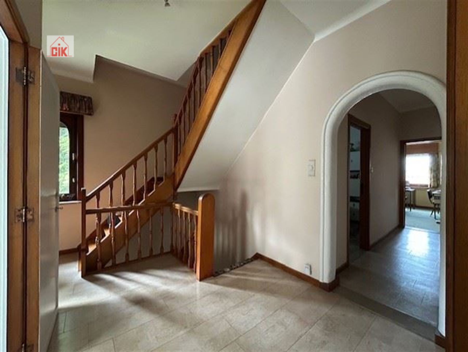 Villa met garage en zwembad  foto 17