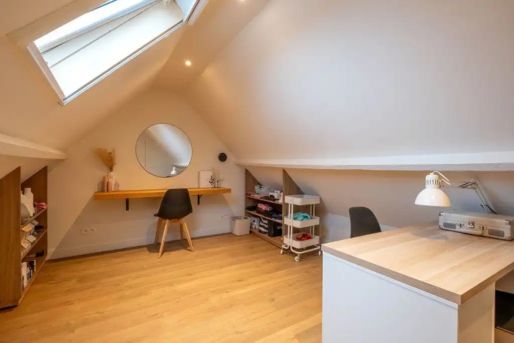 Gerenoveerd huis met loods te Oedelem / Sijsele foto 18