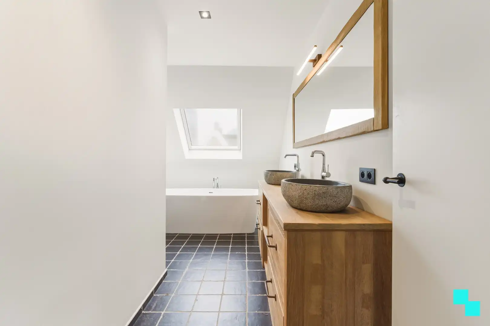 Recente HOB met 4 slpks op toplocatie - Roeselare foto 14