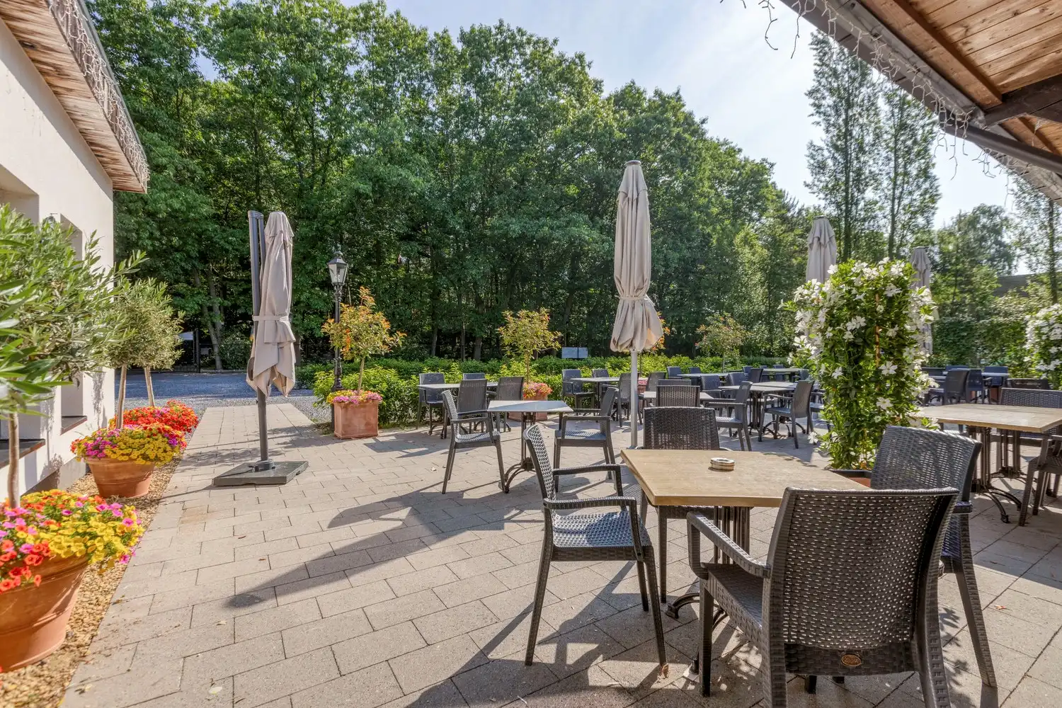 Unieke overnamekans: volledig uitgeruste binnenspeeltuin met brasserie op toplocatie in Rekem/Lanaken foto 20