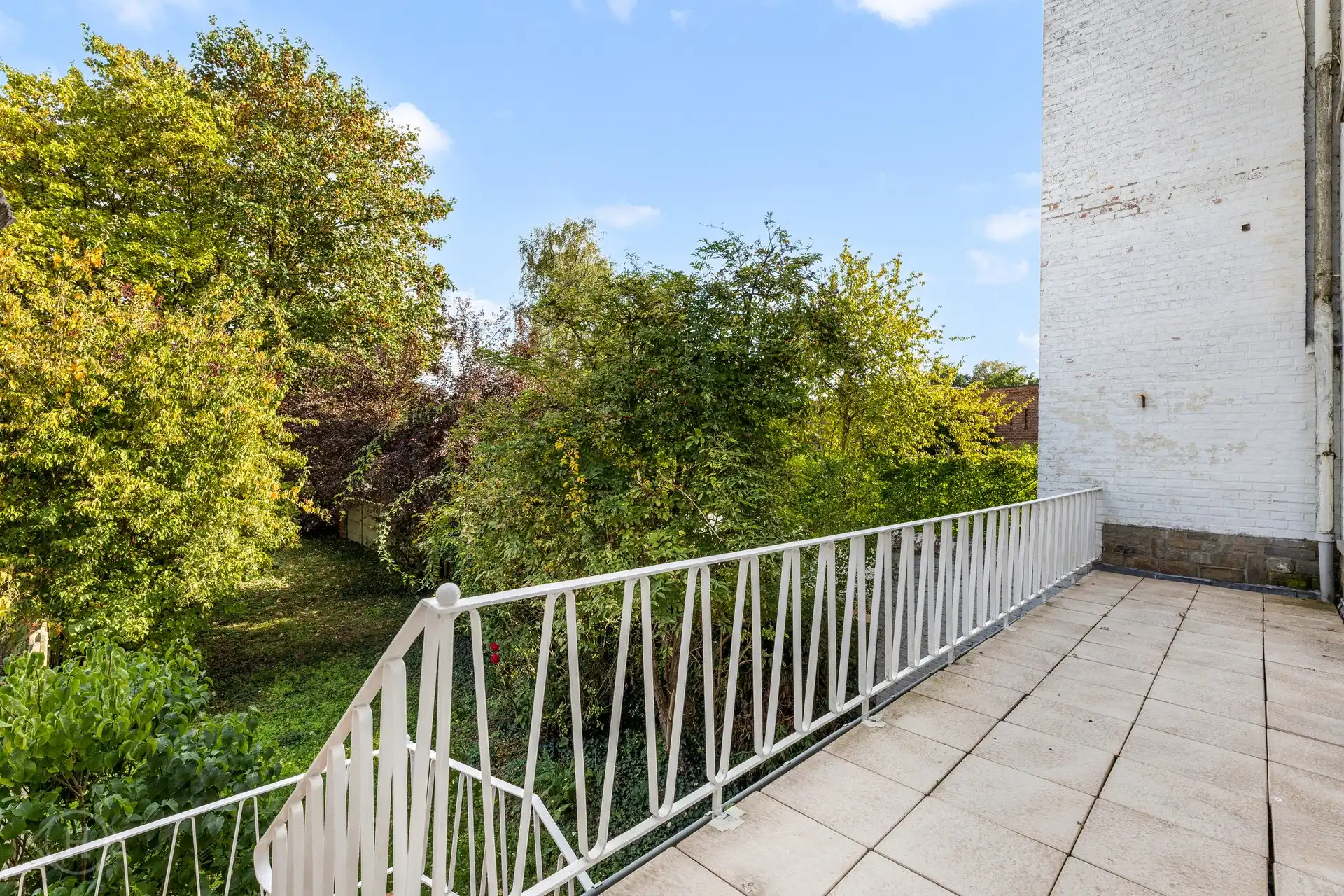 Lichtrijke, te renoveren herenwoning met epc B foto 42