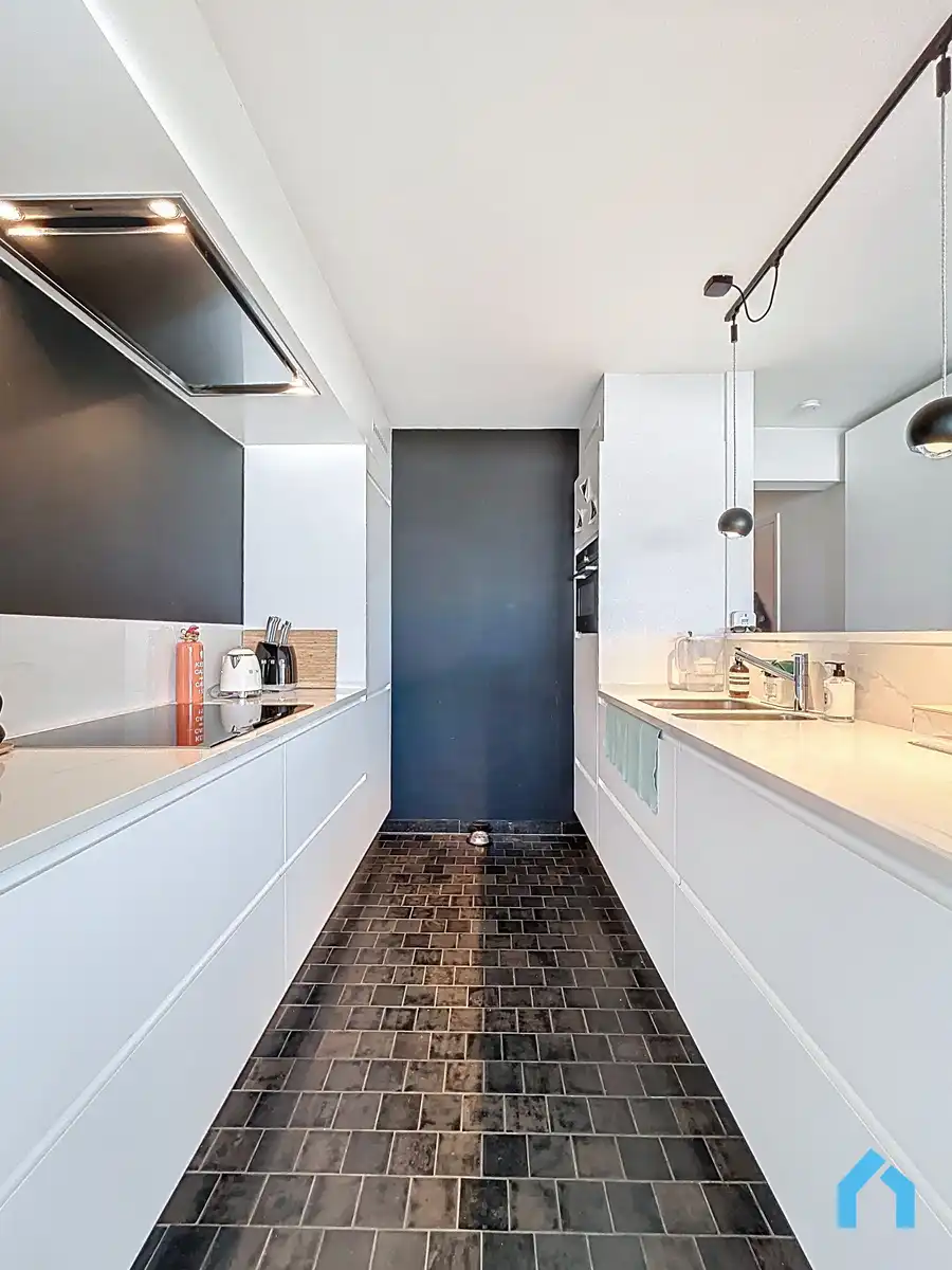 Luxe appartement met sublieme afwerking en frontaal zeezicht te huur! foto 13