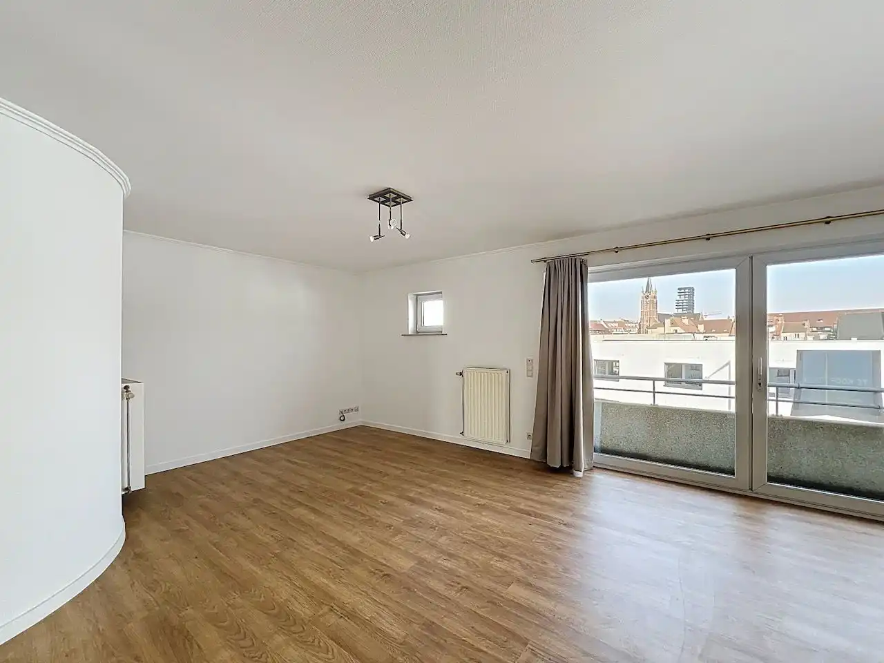 Ruim en functioneel appartement met drie slaapkamers vlakbij het Vissershuldeplein te Heist foto 11