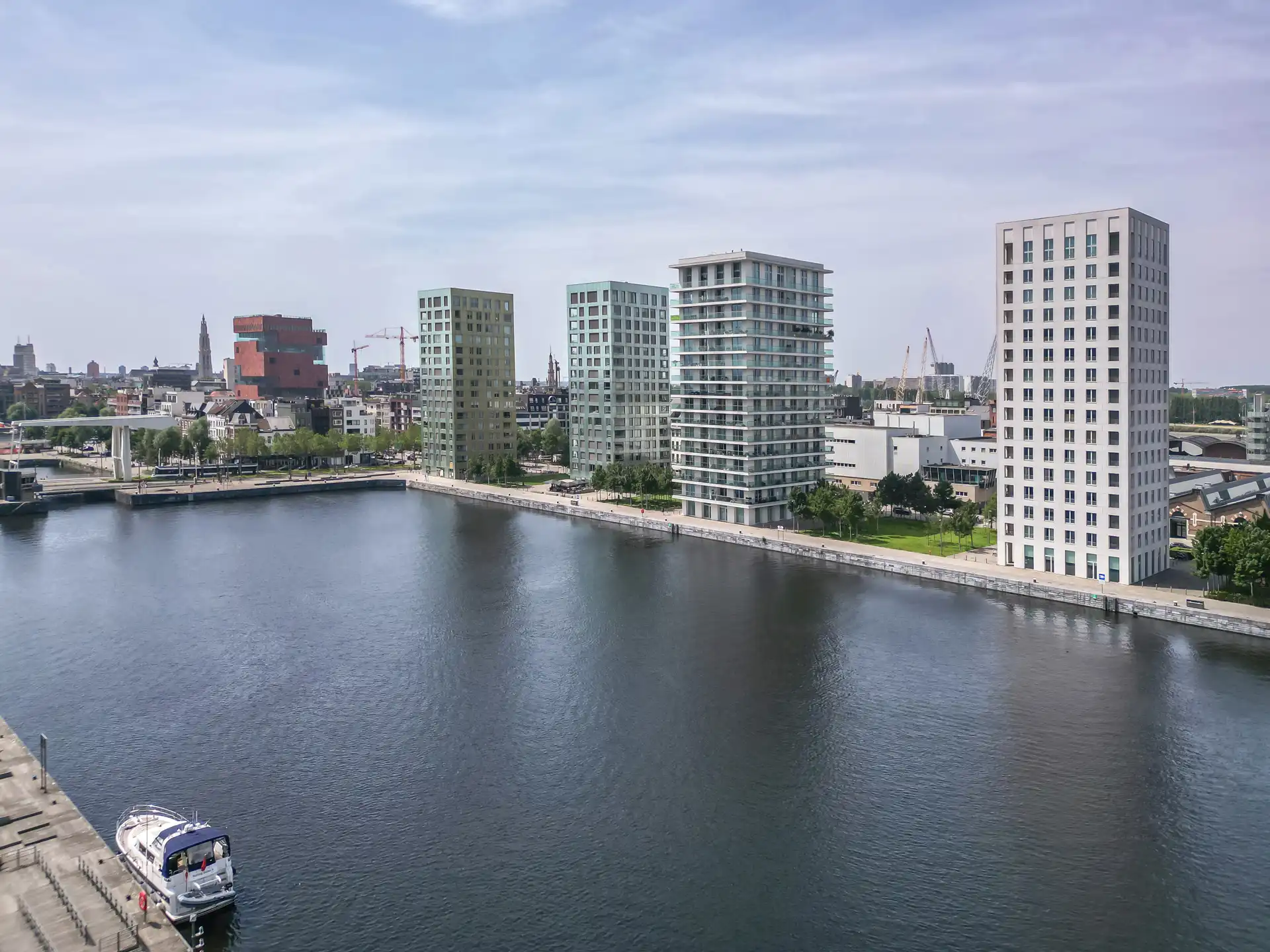 100m² wooncomfort op top ligging aan het Eilandje foto 14