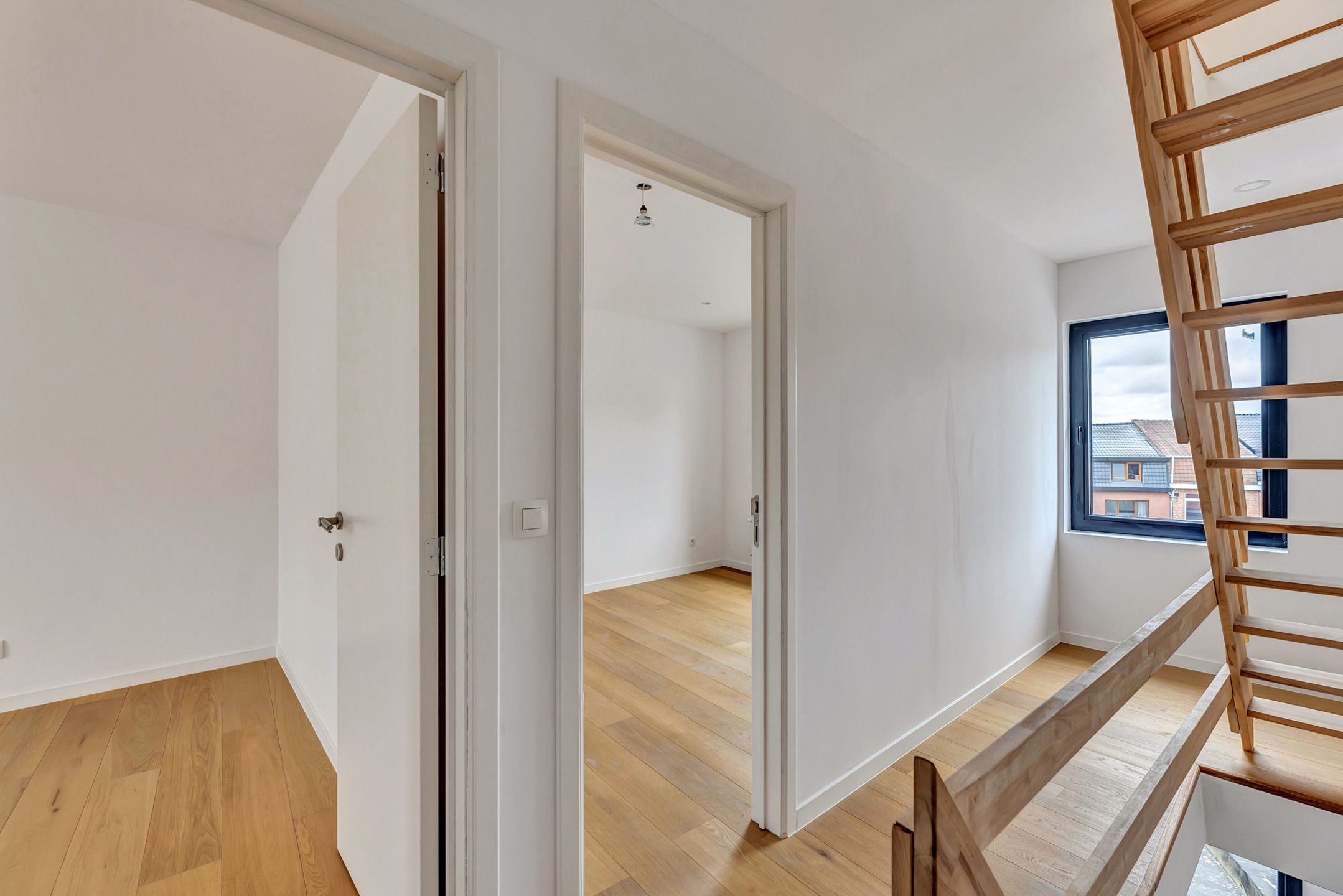 Instapklare stadswoning 200m2 bewoond met 5 slaapkamers  foto 13