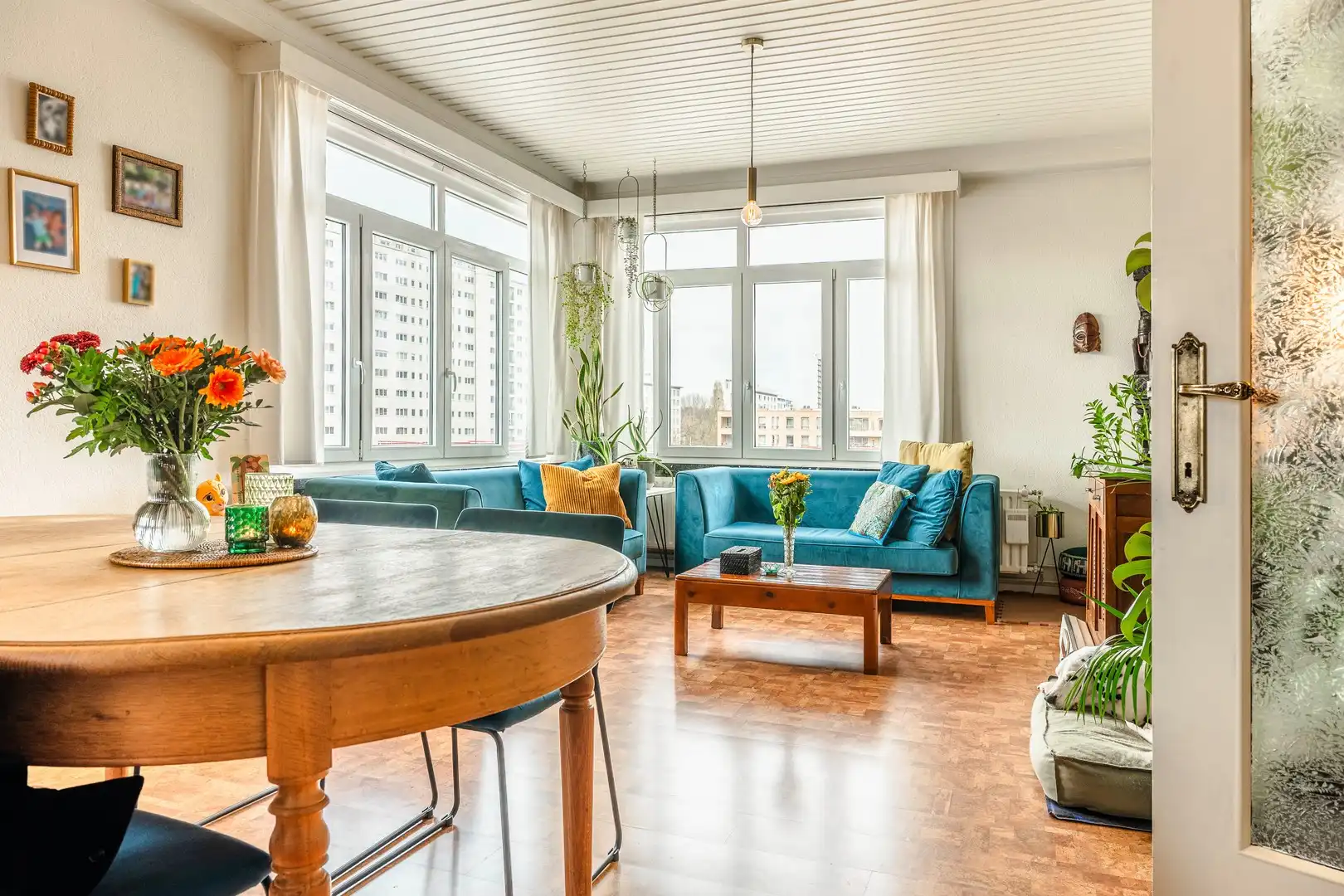 Goed gelegen appartement met 2 slaapkamers foto 4