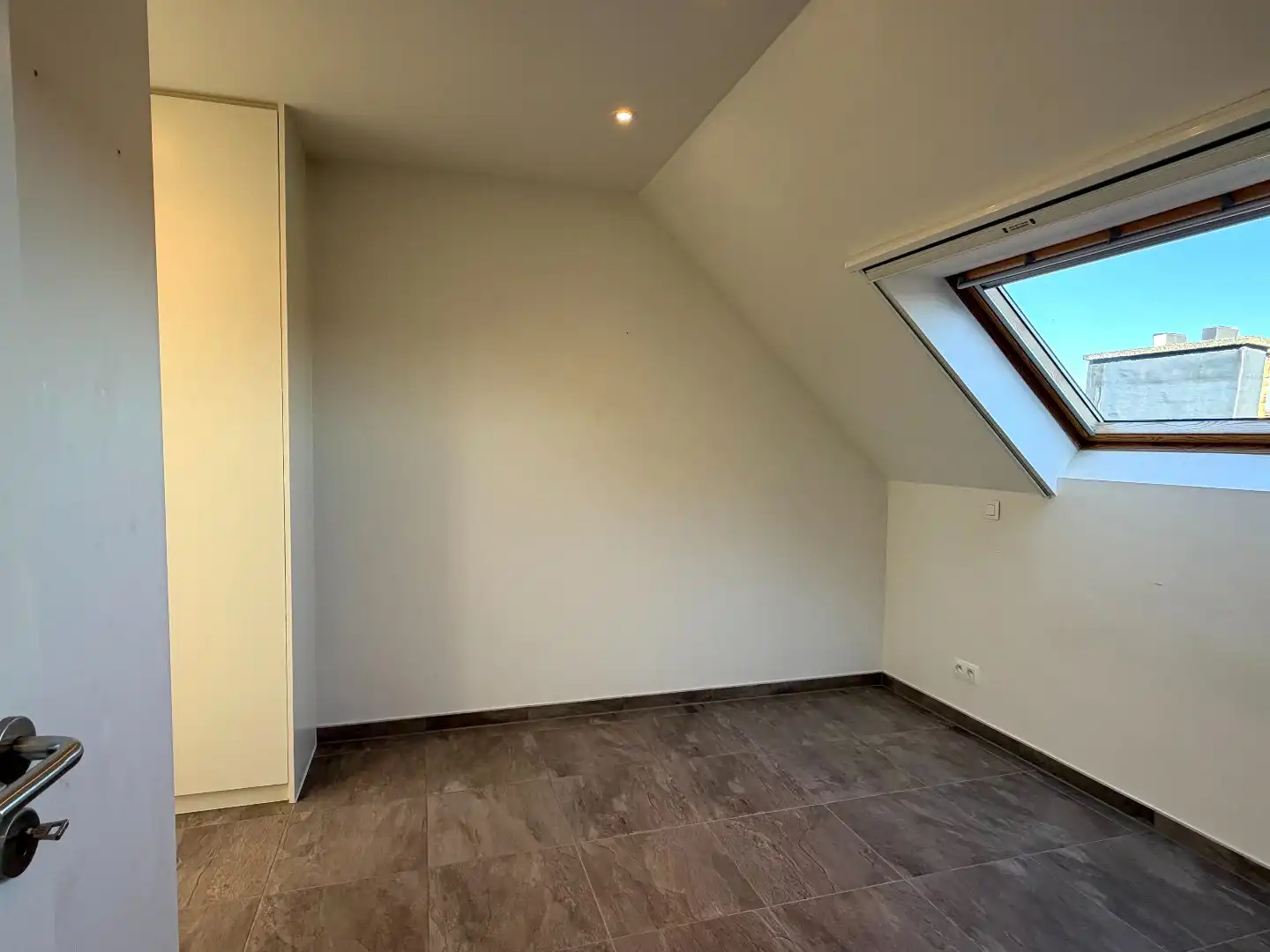 Dakappartement met 2 slaapkamers, 2 terrassen, garage én staanplaats! foto 16
