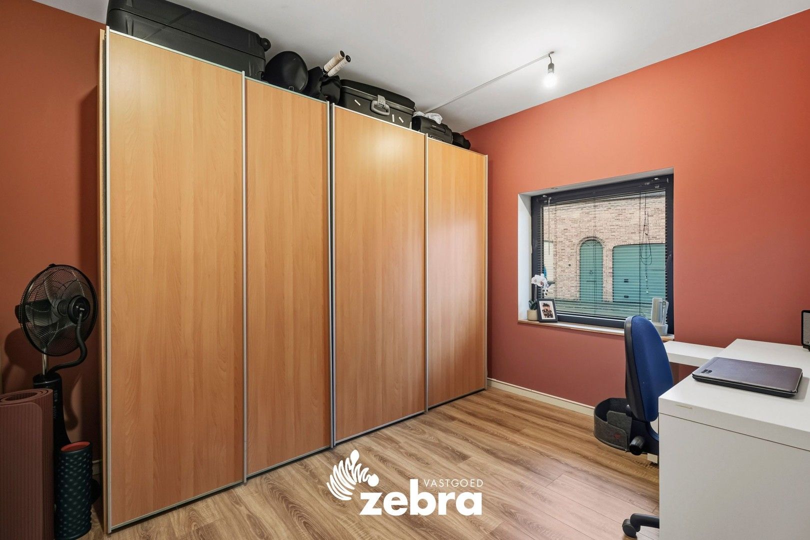 Instapklare gerenoveerde woning met tuin en dakterras te centrum Moorsele! foto 14