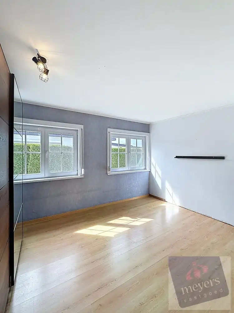 Vrijstaande gelijkvloerse woning met tuin in Hasselt foto 10