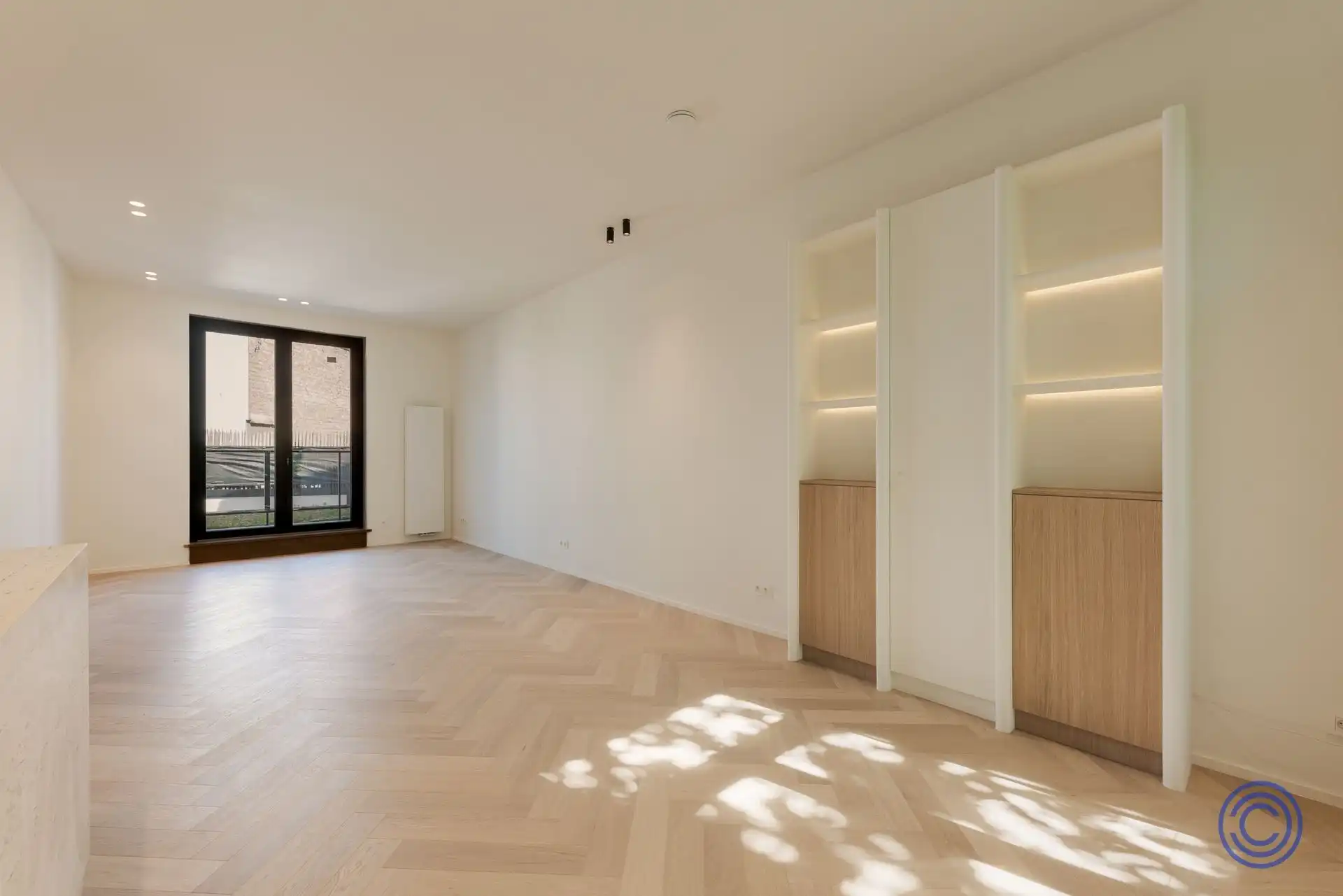 Exclusief appartement met zonneterras nabij de geliefde Marnixplaats foto 6
