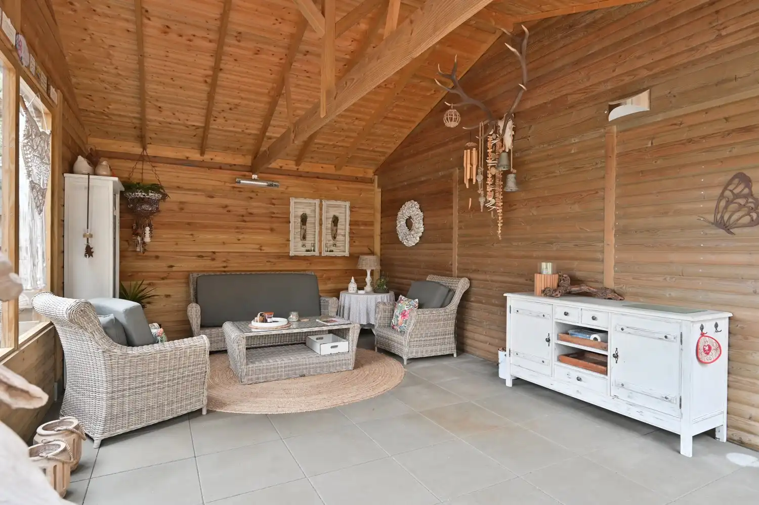 Hier woon je waar rust, ruimte en natuur samenvloeien foto 27