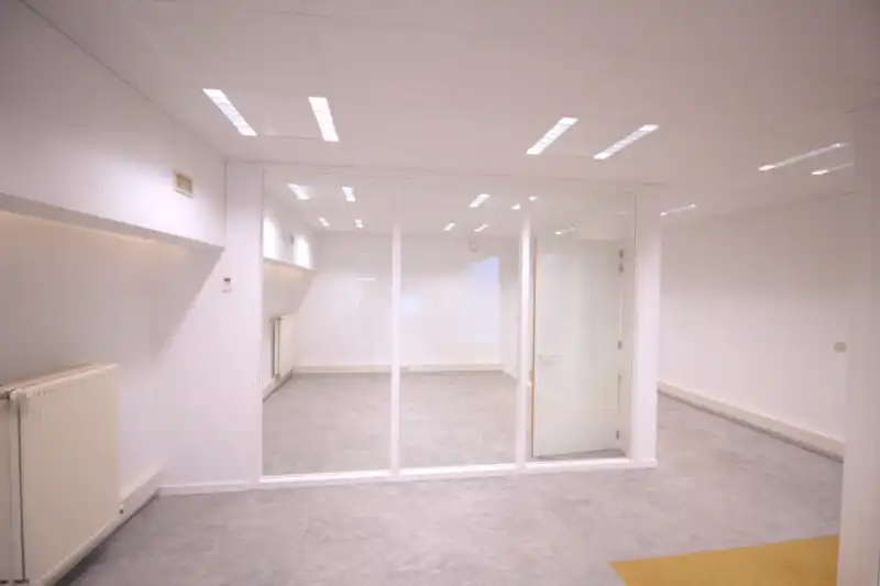 Kantoorruimte op de Markt van Deinze foto 7