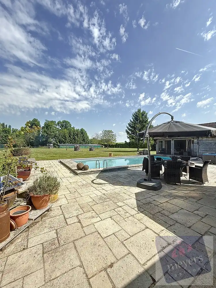 Exclusieve woning met zwembad en 1,2 ha privéterrein in Alken foto 14