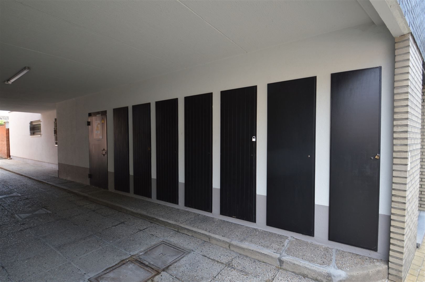 Instapklaar, recent vernieuwd appartement in Sint-Gillis (Dendermonde) foto 19
