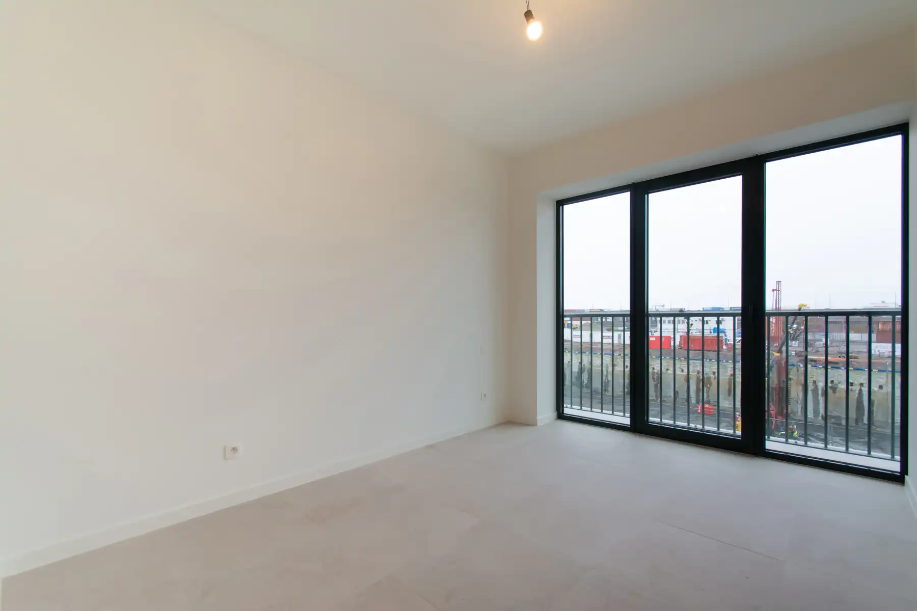 Prachtig Modern nieuwbouwappartement met 2slpk. en terras foto 5