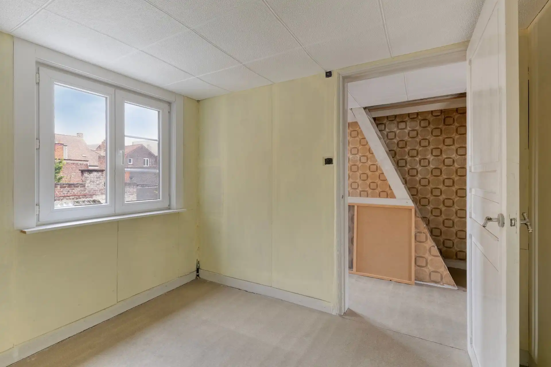 Héél centraal gelegen renovatiepanden (twee). foto 15