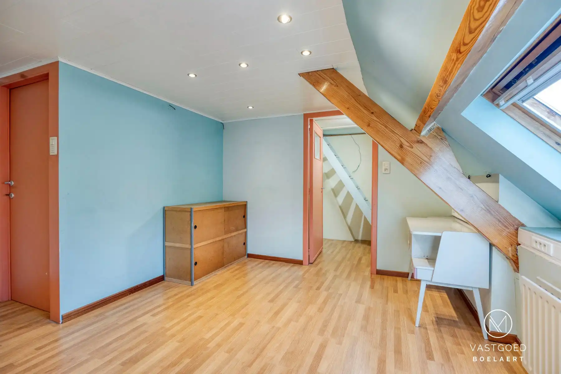 Stadswoning met 6 slaapkamers, garage én tuin te Aalst foto 20