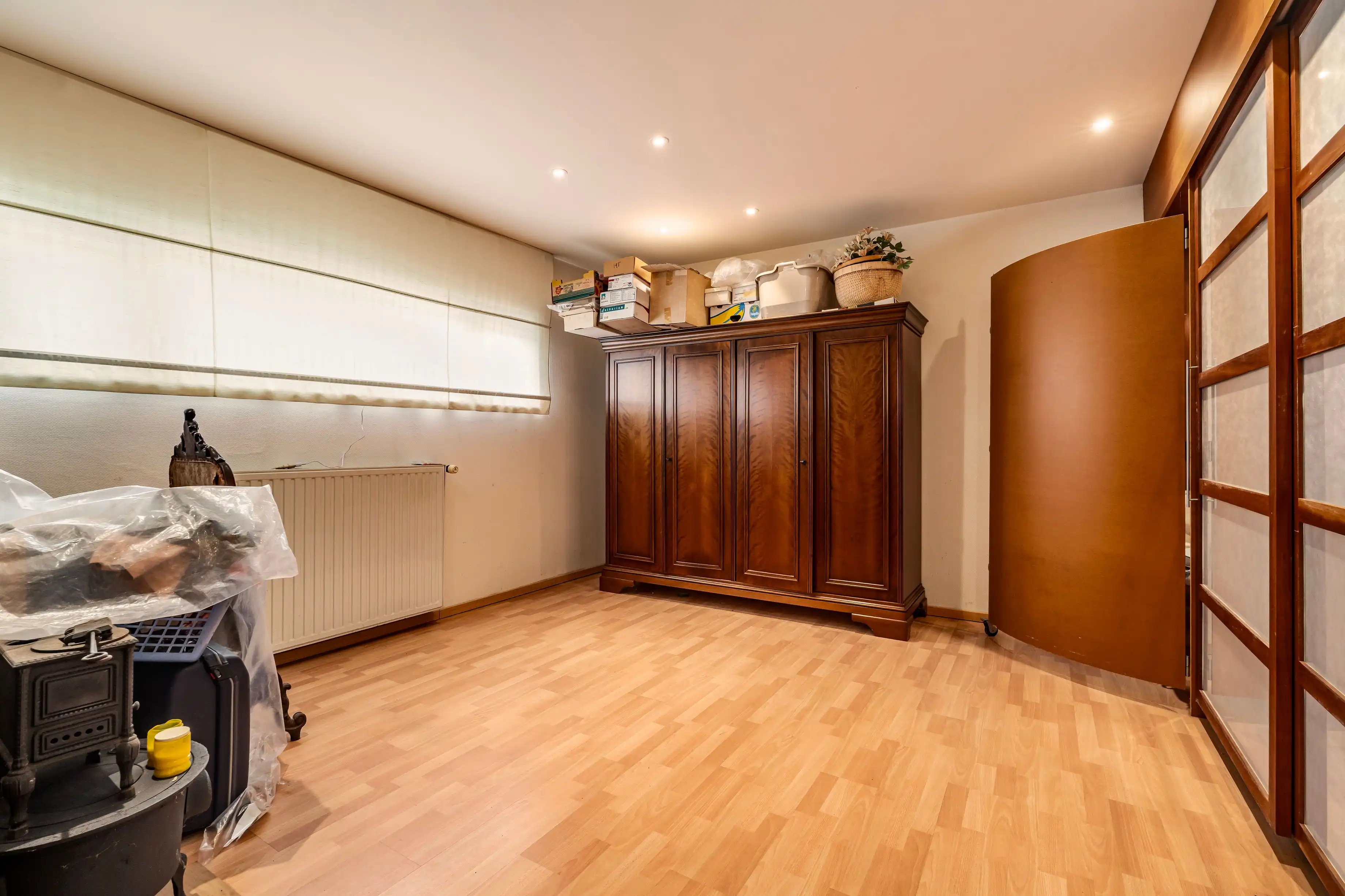 RUIME VILLA MET 340 M² BEW. OPP. AAN WOONPLEZIER, 3 ZONNETERRASSEN EN VOLLEDIG PRIVATE TUIN te Oostende ! foto 36