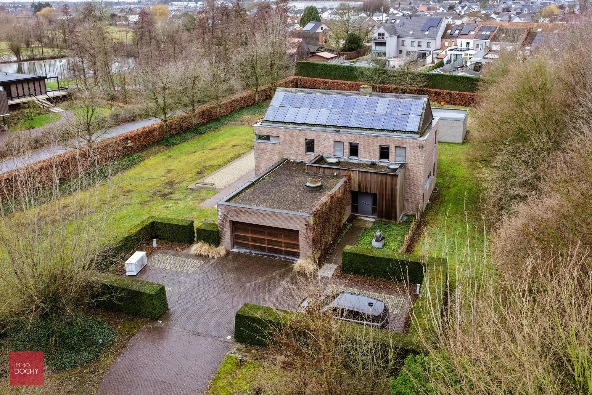 Ruime villa te huur foto 3