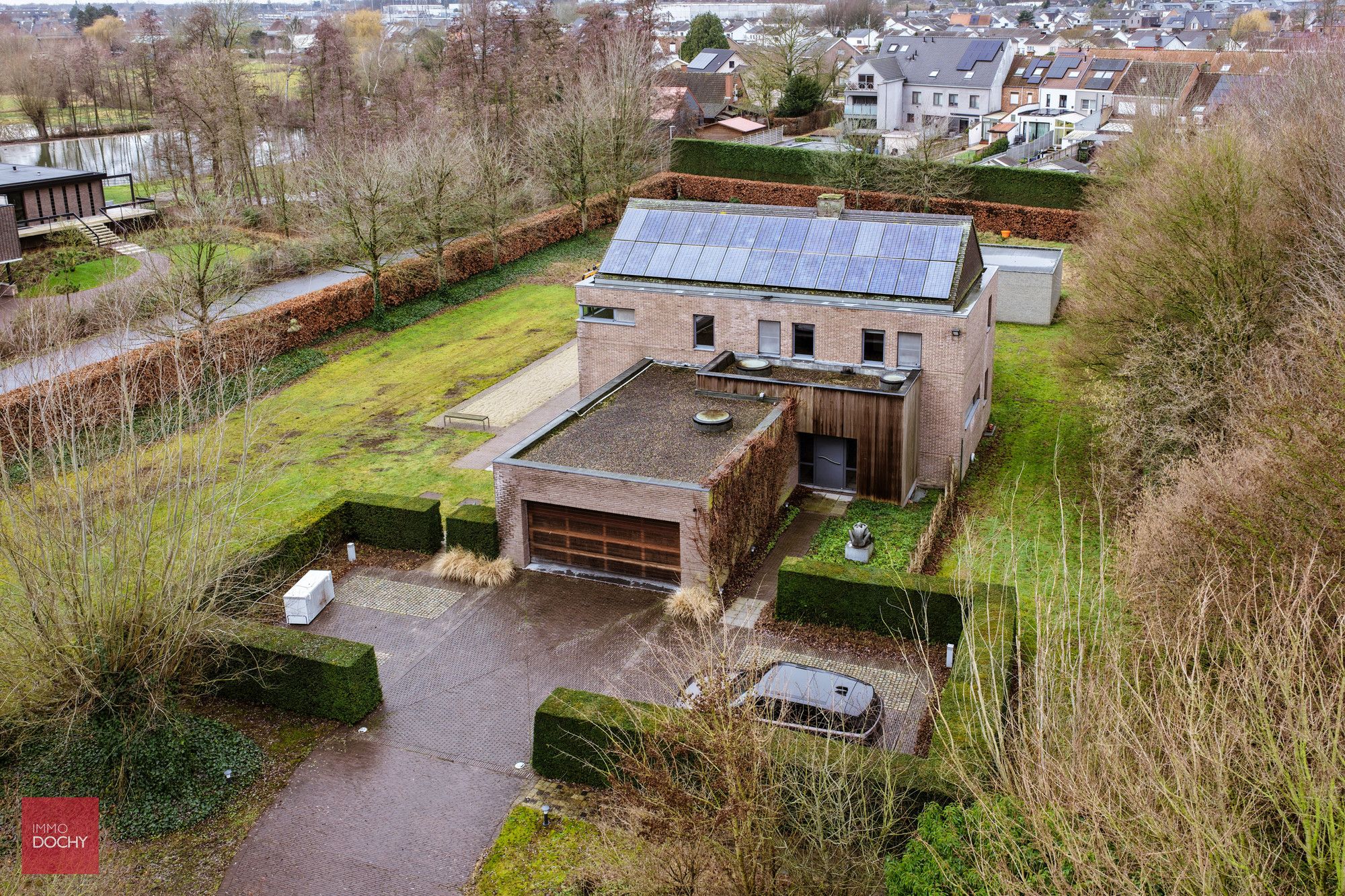 Ruime villa te huur foto 3