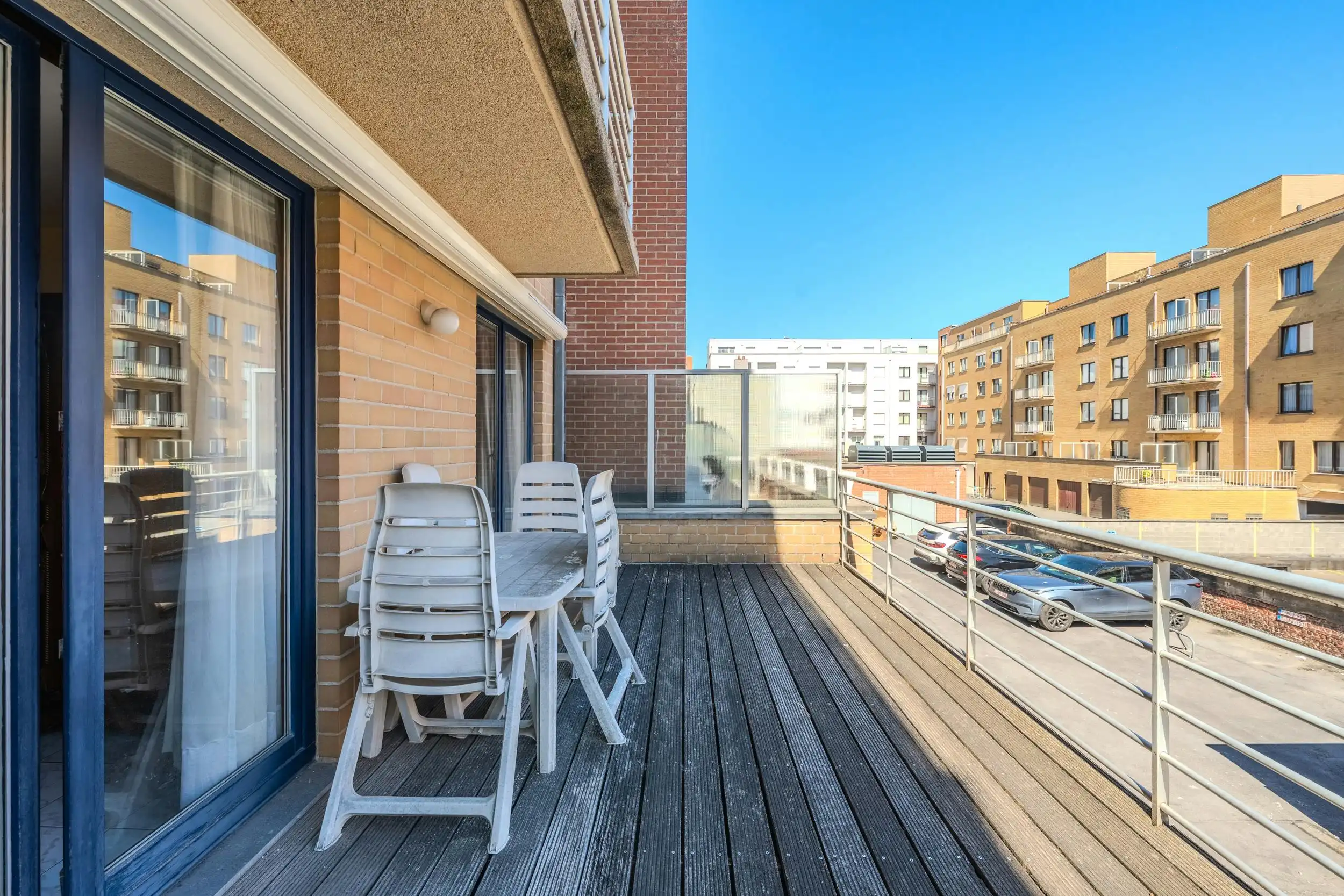 Appartement met 2 slaapkamers op toplocatie te Nieuwpoort foto 3