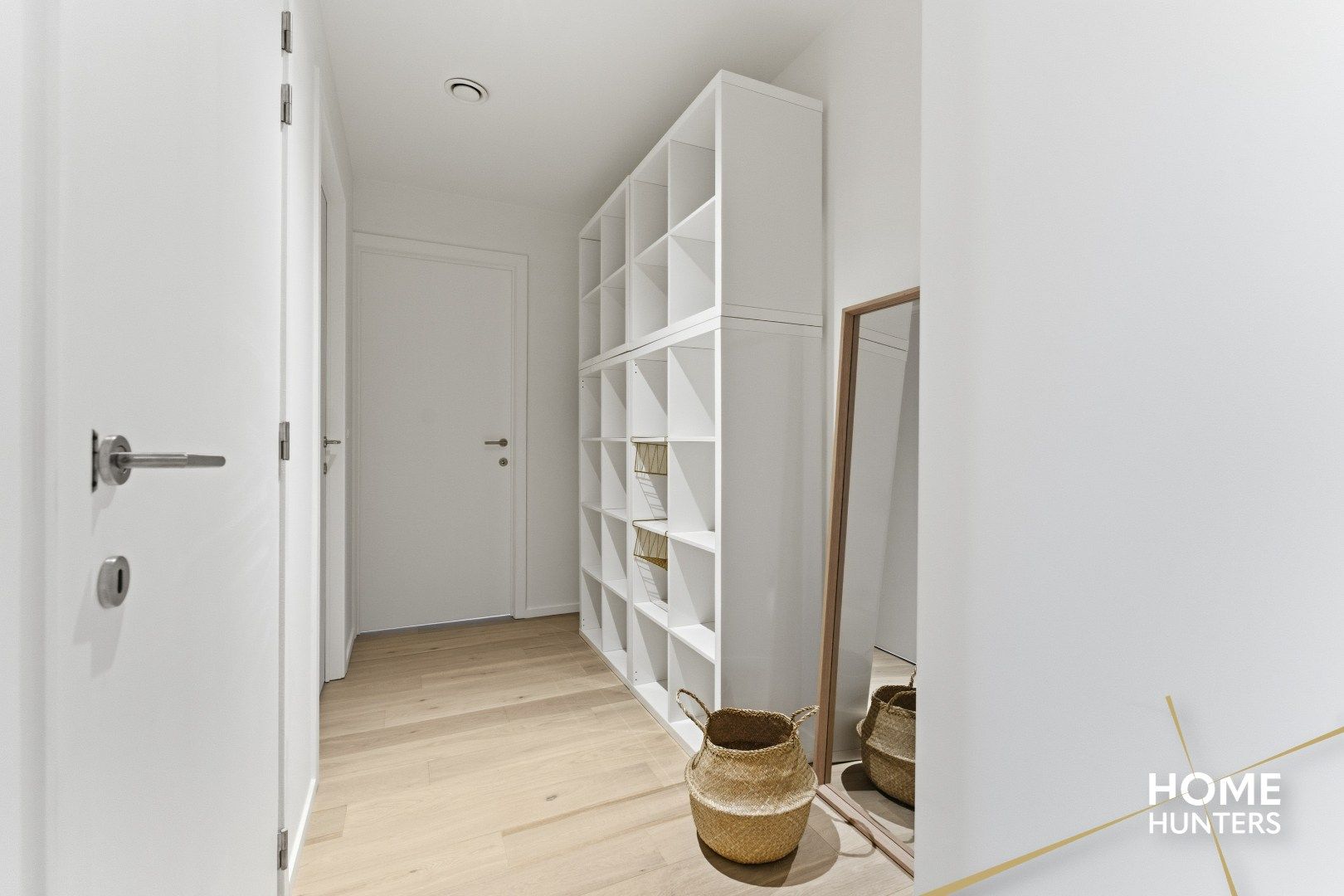 Luxe nieuwbouwappartement met ruim terras van maar liefst 36 m² foto 5