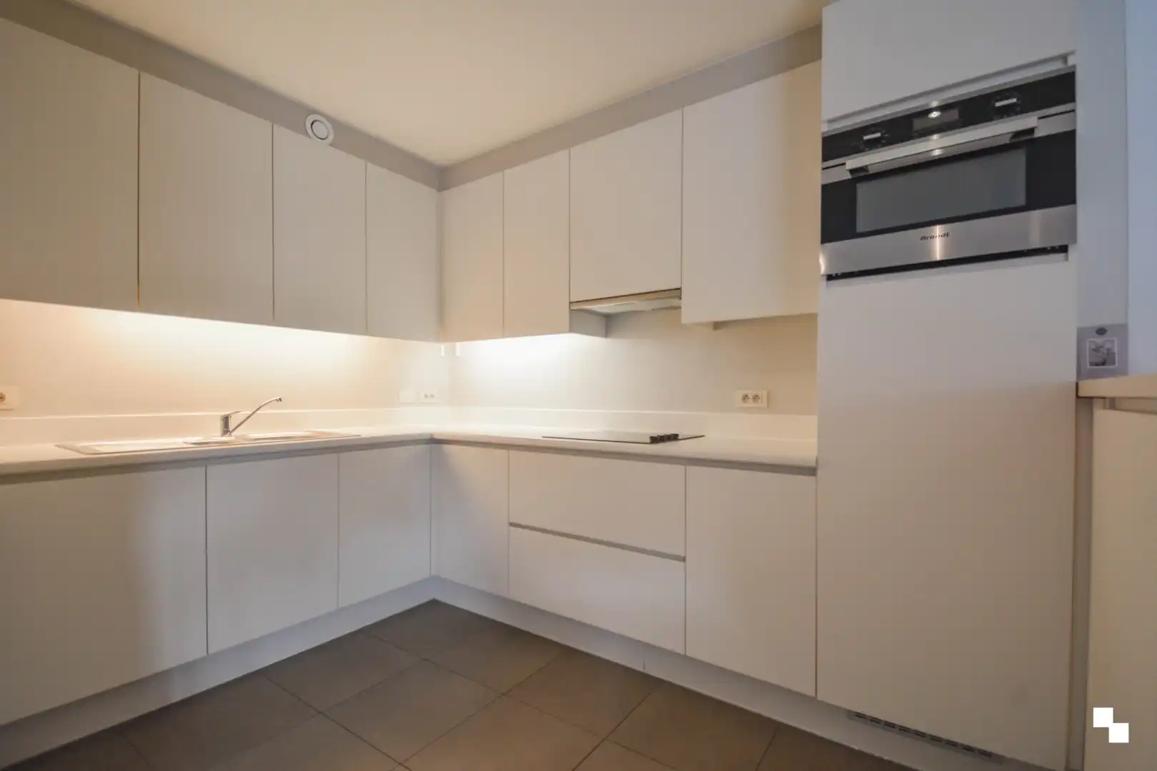Energiezuinig tweeslaapkamerappartement in hartje Izegem foto 13