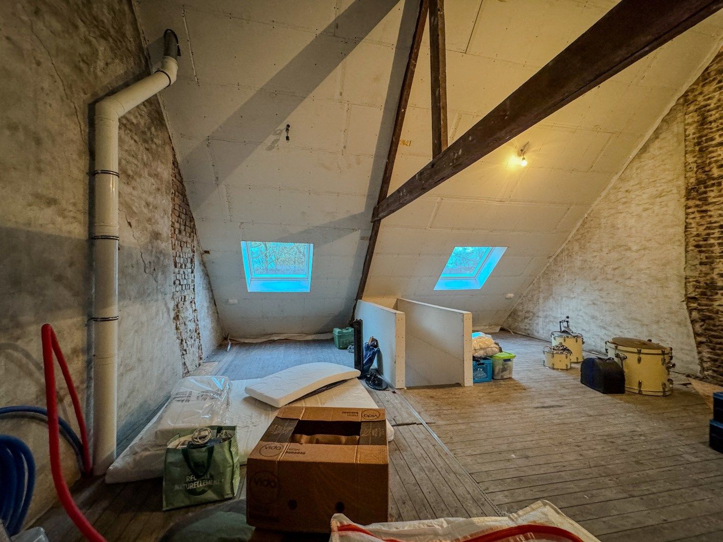 Woning met 3 slaapkamers, garage en gezellig stadstuintje met berging. foto 17