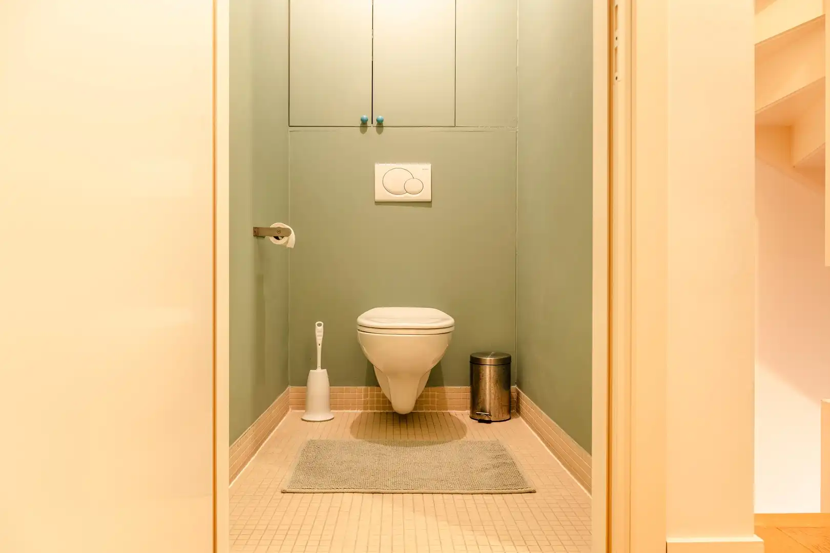 Een instapklare, ruime gezinswoning met top ligging te Zwijndrecht! foto 16