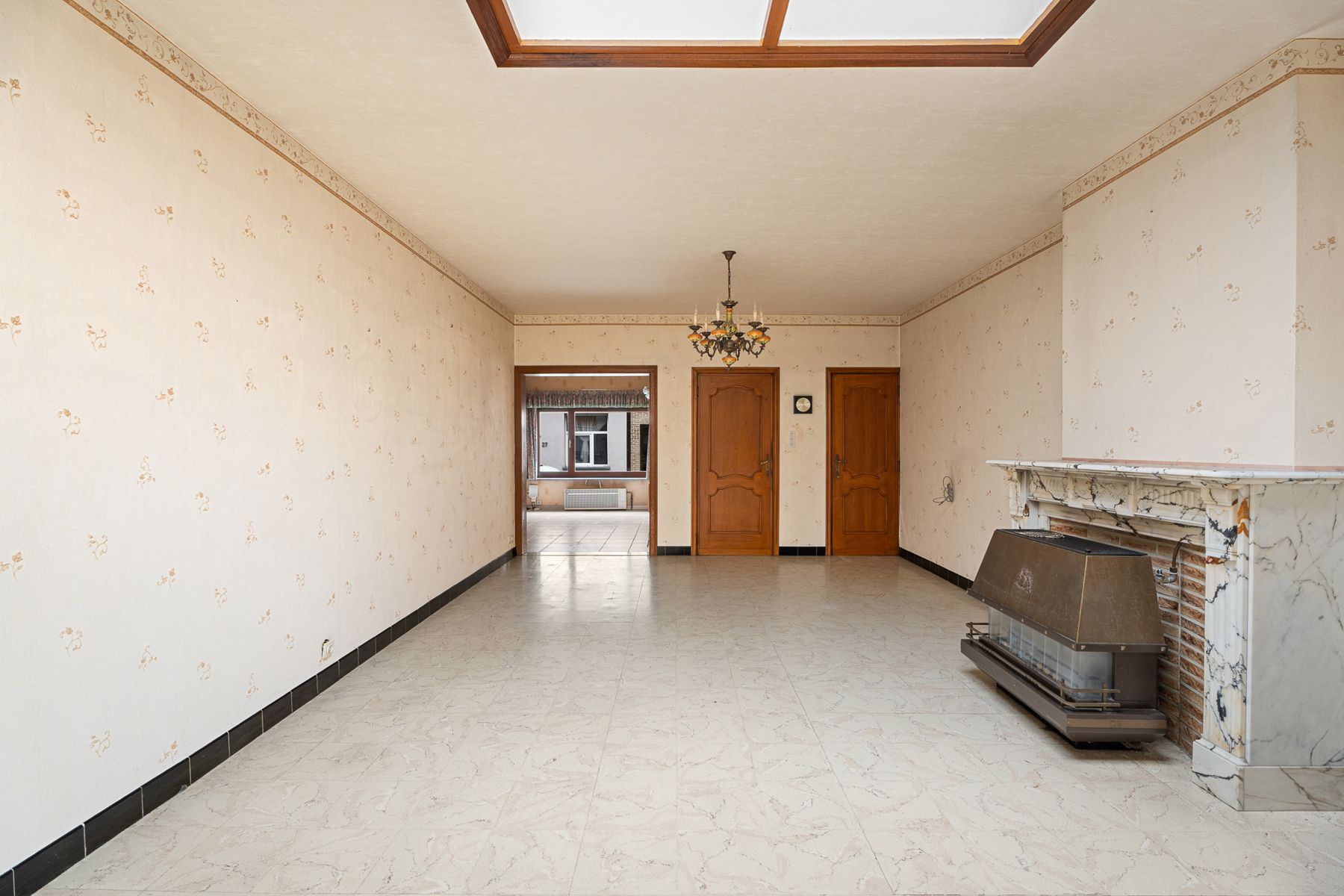 Te renoveren woning met potentieel in centrum Wetteren! foto 4