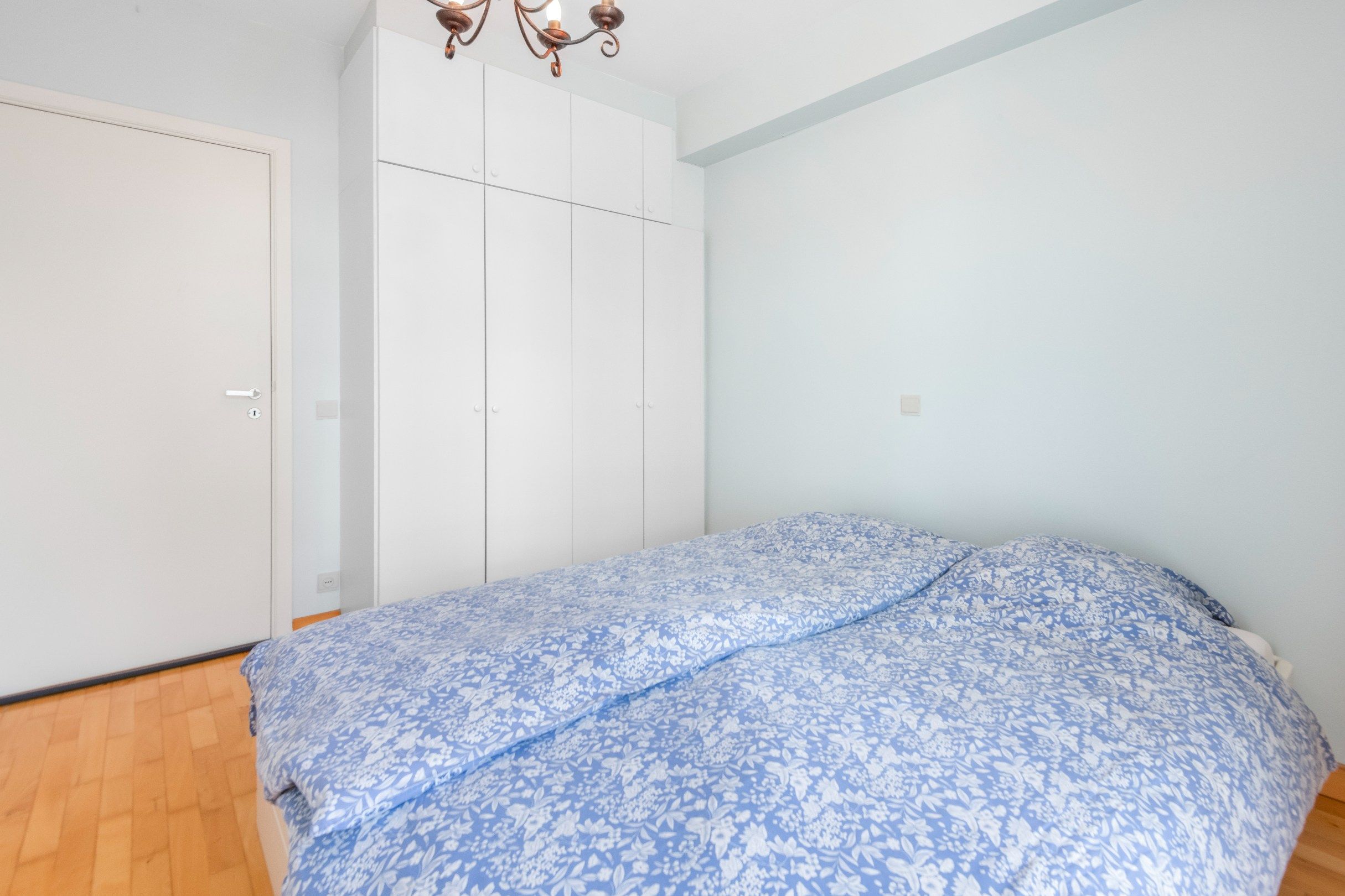 Centraal gelegen appartement gelegen tussen de Zeedijk en het Driehoeksplein foto 10