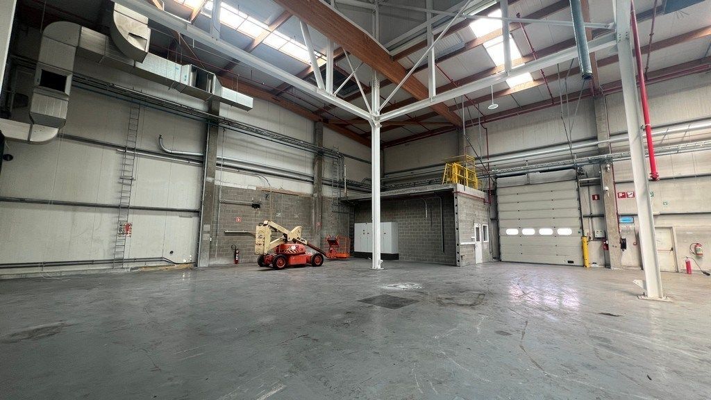 Logistiek bedrijfspand te huur in de haven van Gent foto 8