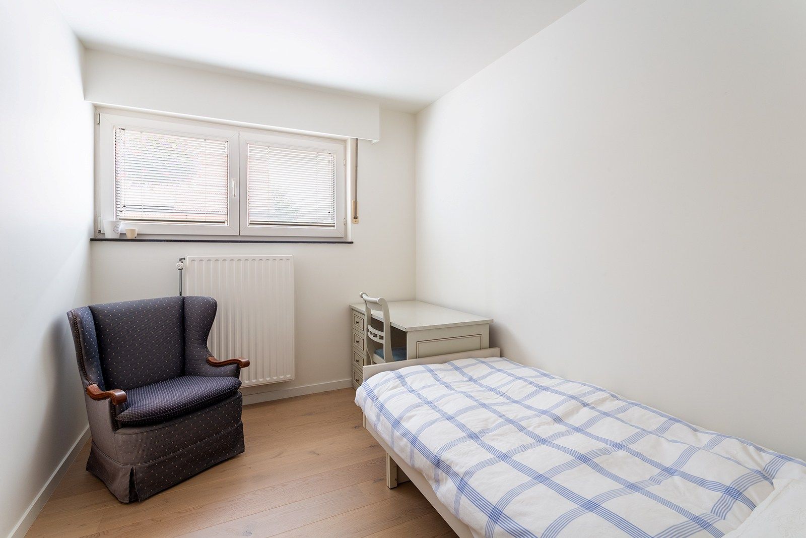 Instapklaar appartement met tuin en dubbele garage foto 9