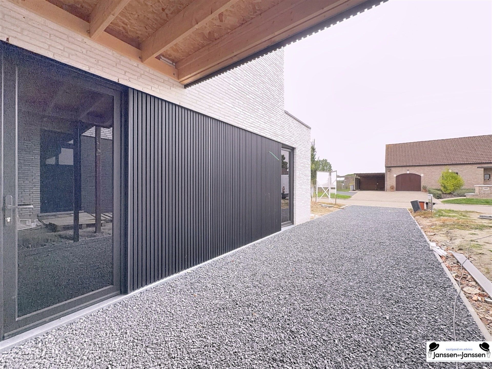 Instapklare, energiezuinige halfopen woning met moderne luxe op toplocatie in Geel foto 25