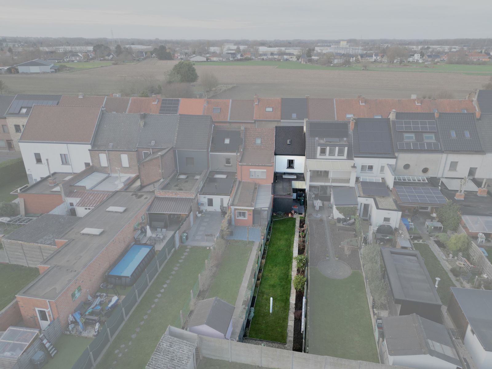 Centraal gelegen, Te renoveren Woning met 2 SLPK én Tuin! foto 18