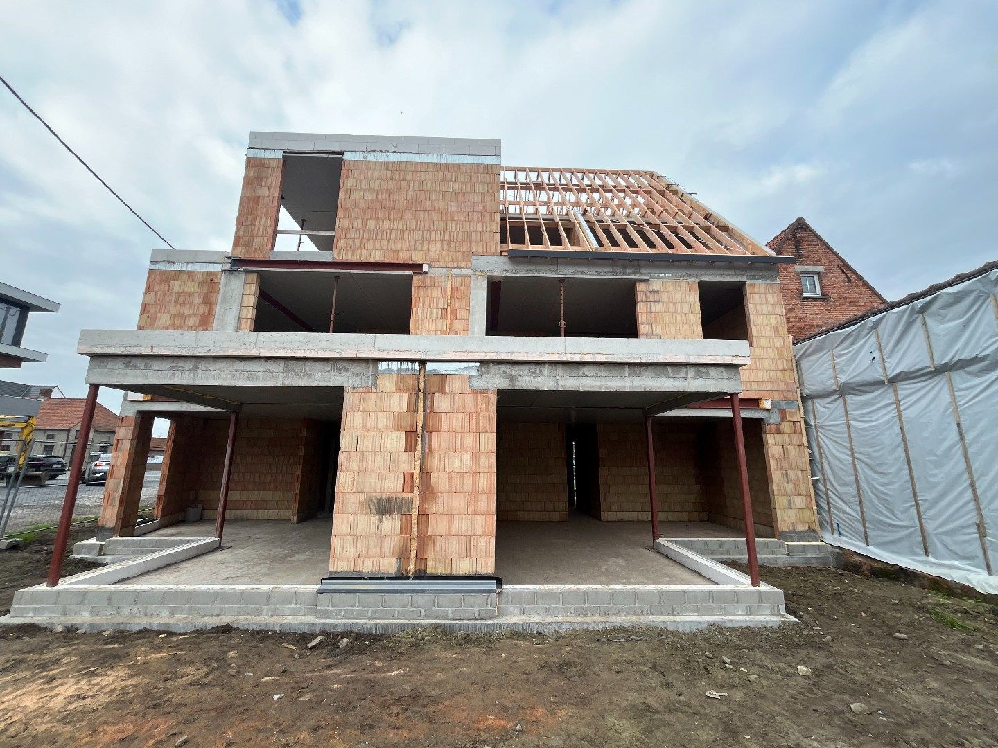 Gelijkvloers appartement met 2 slaapkamers en tuintje. foto 7