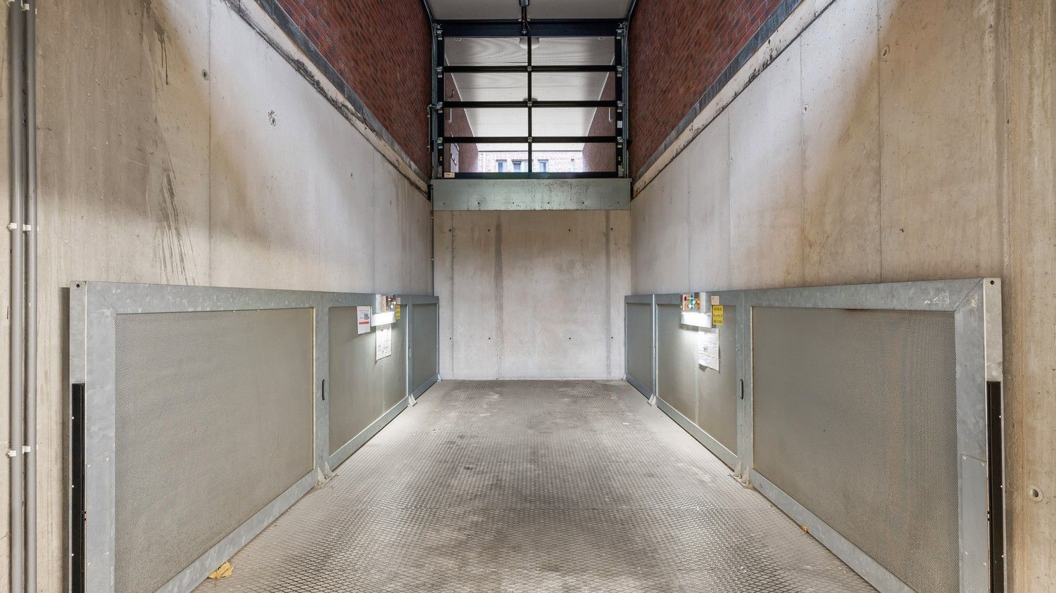 Instapklare duplex penthouse met 2 slaapkamers, drie terrassen, lift en 2 parkeerplaatsen foto 34