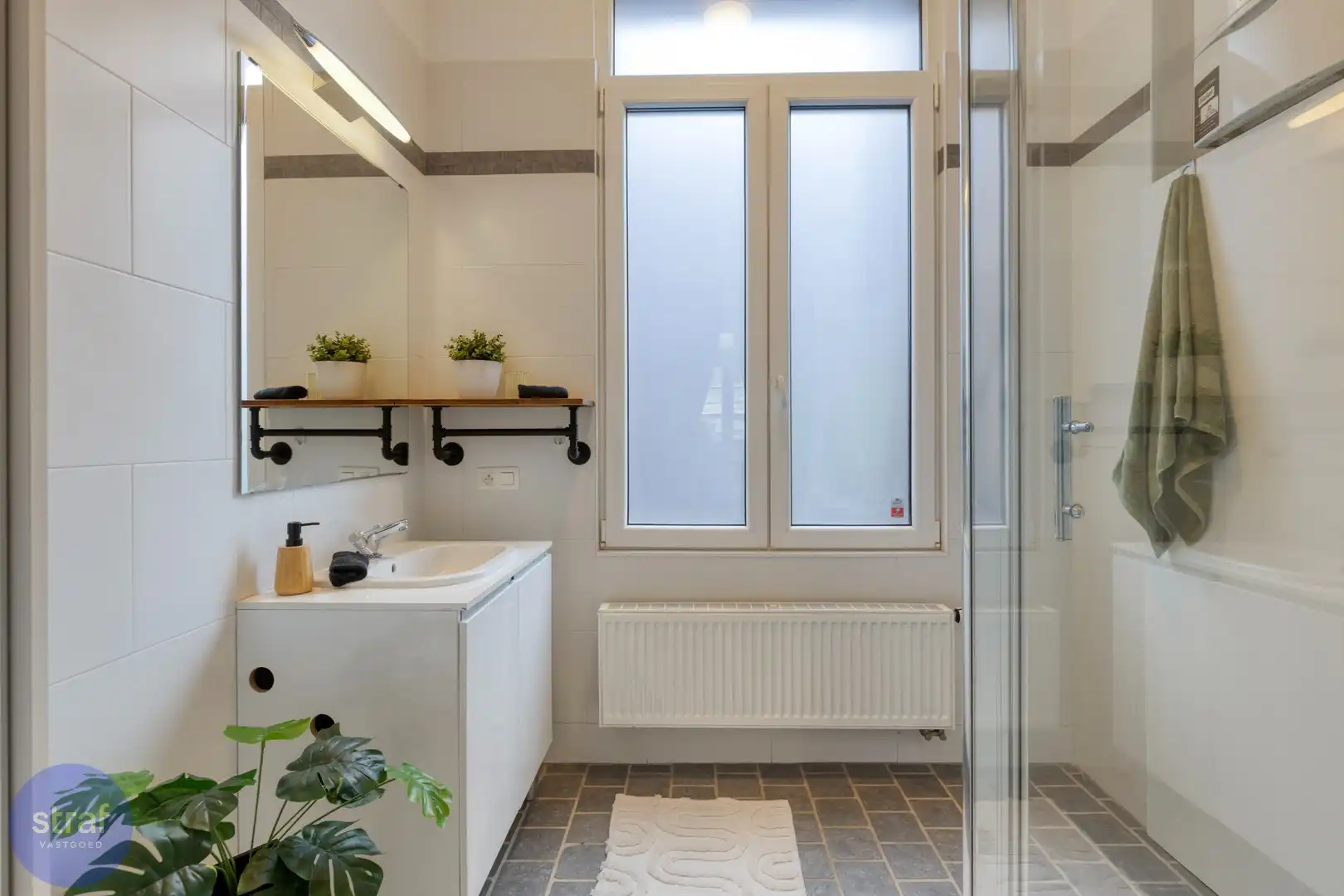 Charmante stadswoning met zuidgericht terras en extra studio foto 13