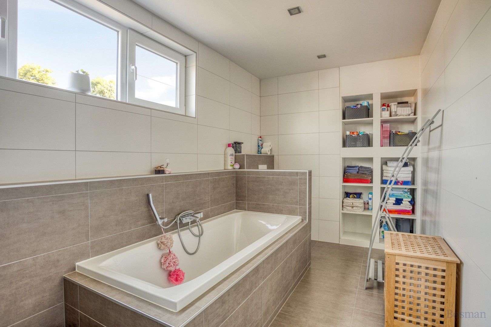 Lichtrijke energiezuinige woning te koop in Paal foto 12