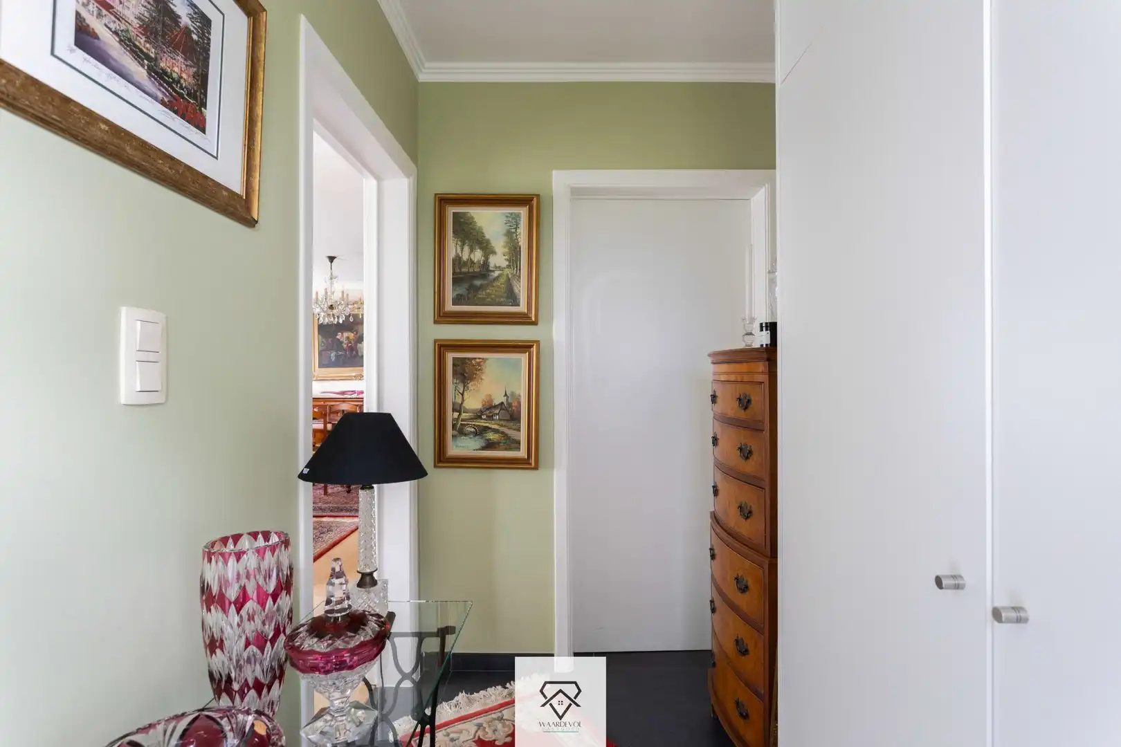 Uitstekend gelegen bungalow met ruimte en potentieel te Drongen foto 4