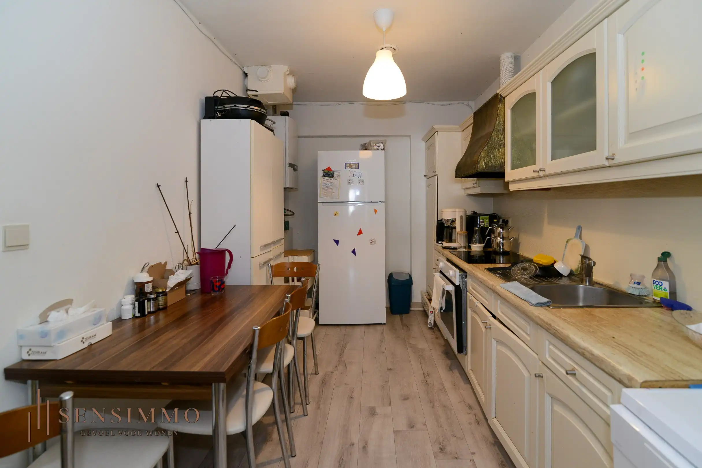 Tweeslaapkamer appartement met parking en kelderberging foto 7