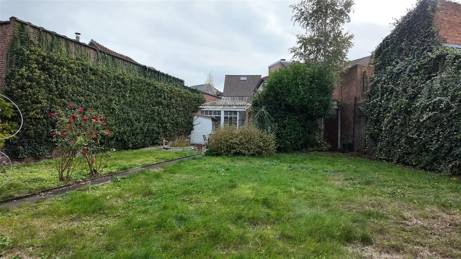 Ruime karakterwoning met praktijkruimte foto 26