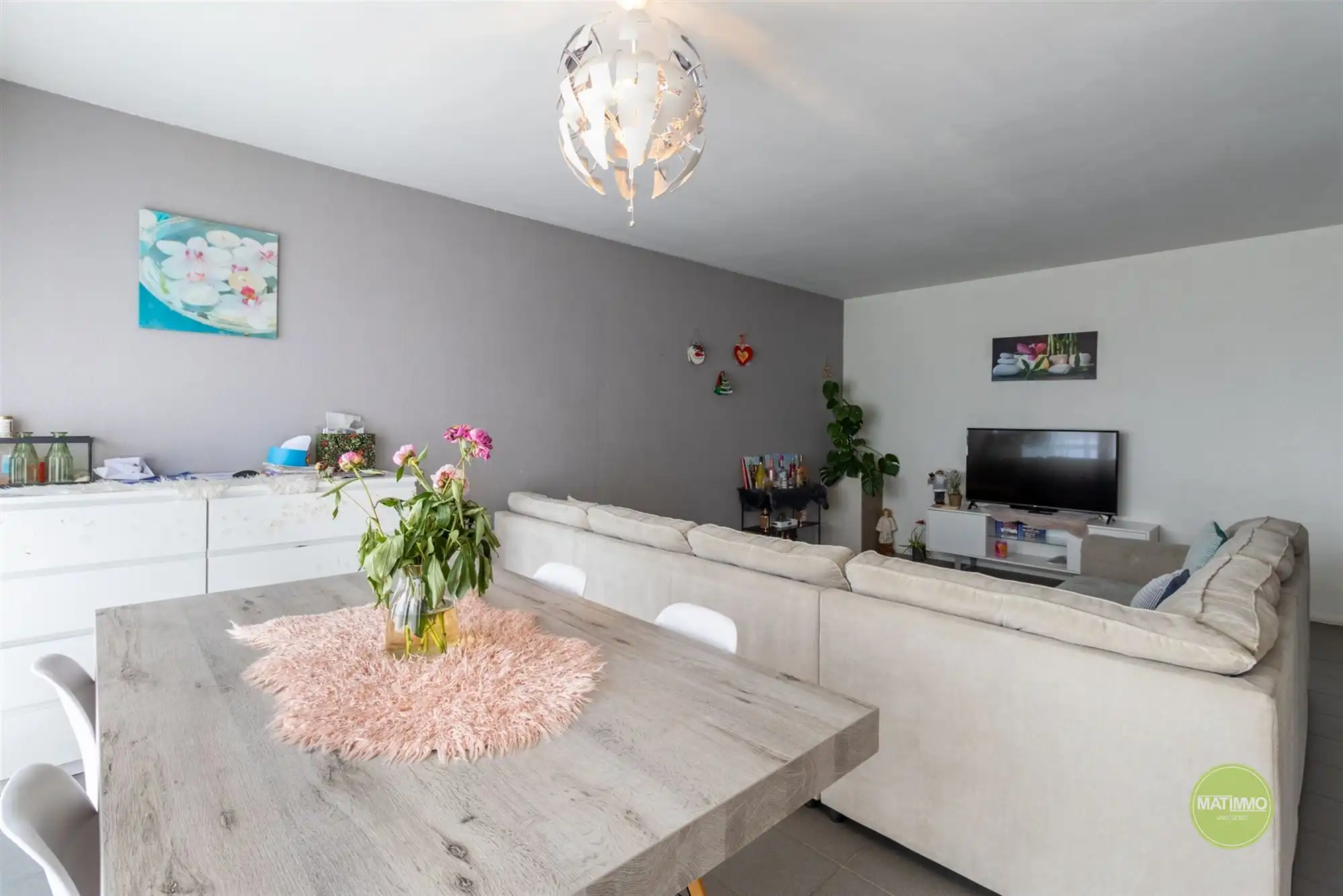 Appartement met 2 SK en terras nabij het centrum van Mol foto 4