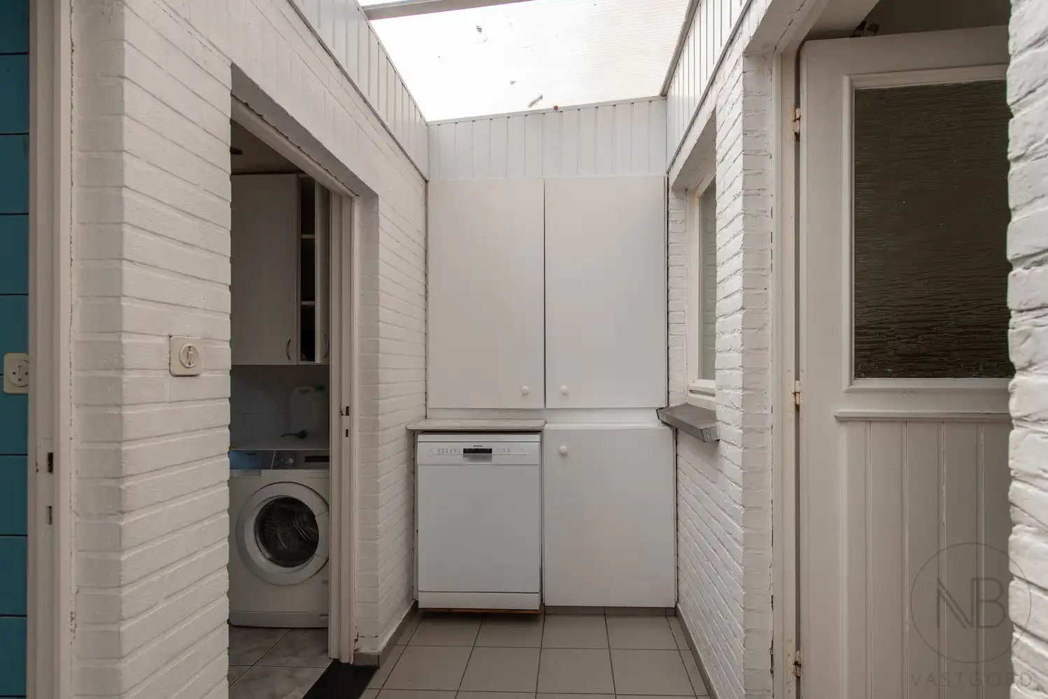 Woning met  bouwgrond te koop aan De Maten in Genk foto 18