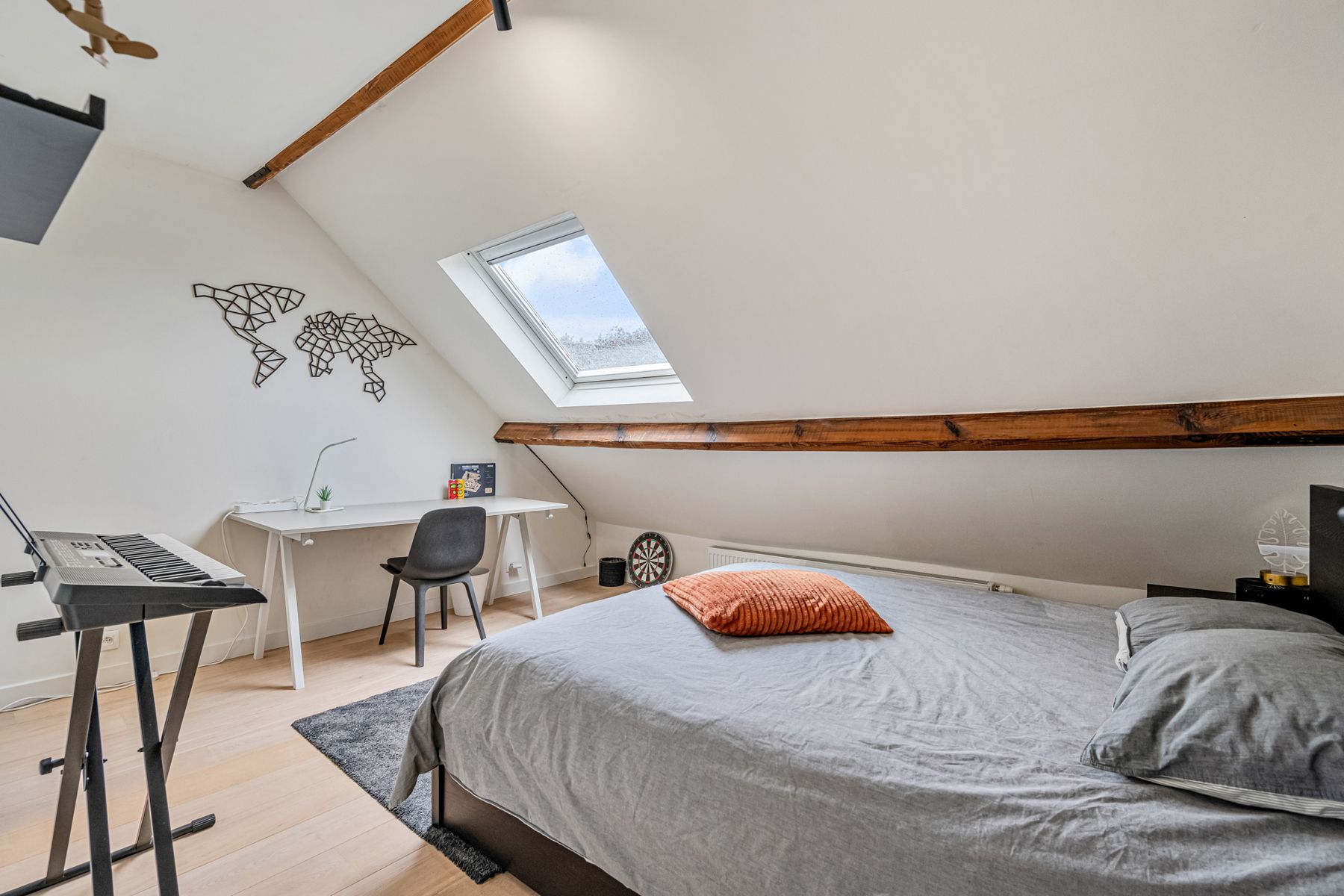 FLORA: gerenoveerde woning met 3 kamers op TOP-locatie! foto 13