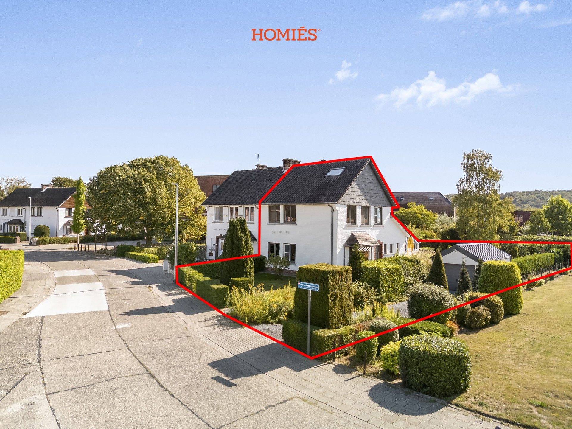 Mooie woning in residentiële omgeving foto {{pictureIndex}}