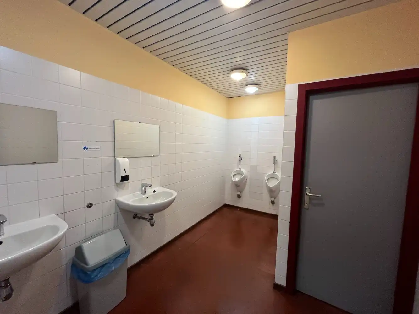 Industrieel-magazijn-logistiek te koop foto 15